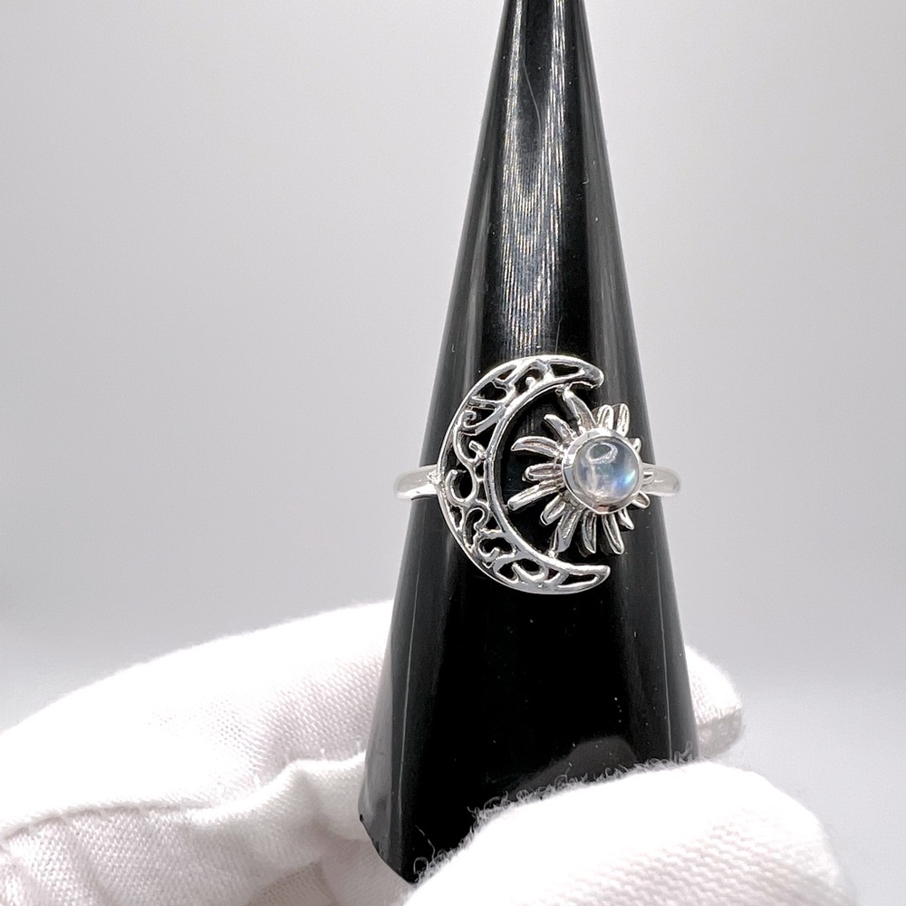 Genuine Rainbow Moonstone .825 Sterling Silver Filigree Crescent Moon & Sun Ring - Picture 6 of 17